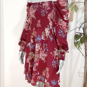 Xhiliration Spring mini dress XXL 2X like new